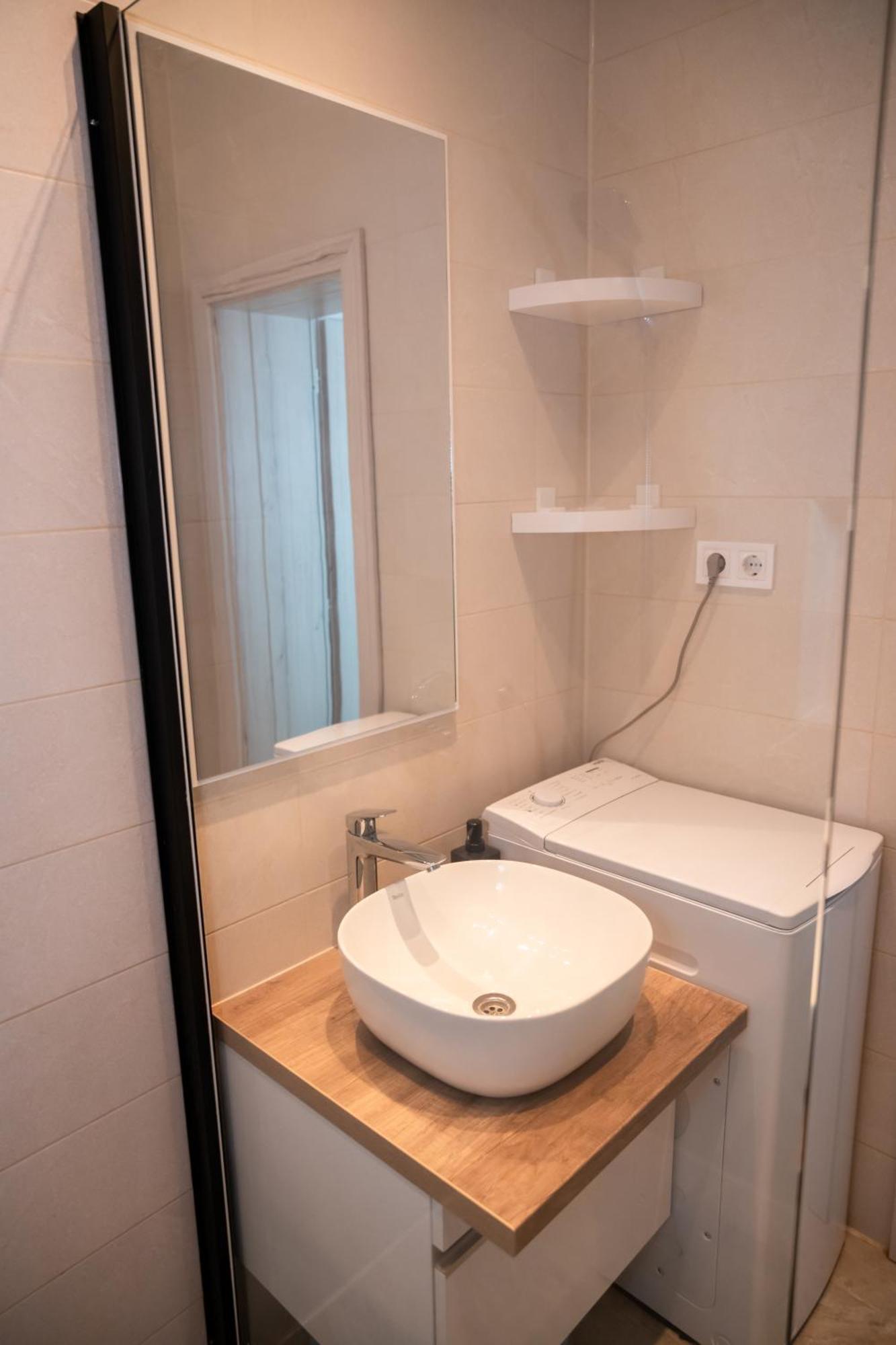 Winestone Corner Apartment Debrecen Eksteriør bilde