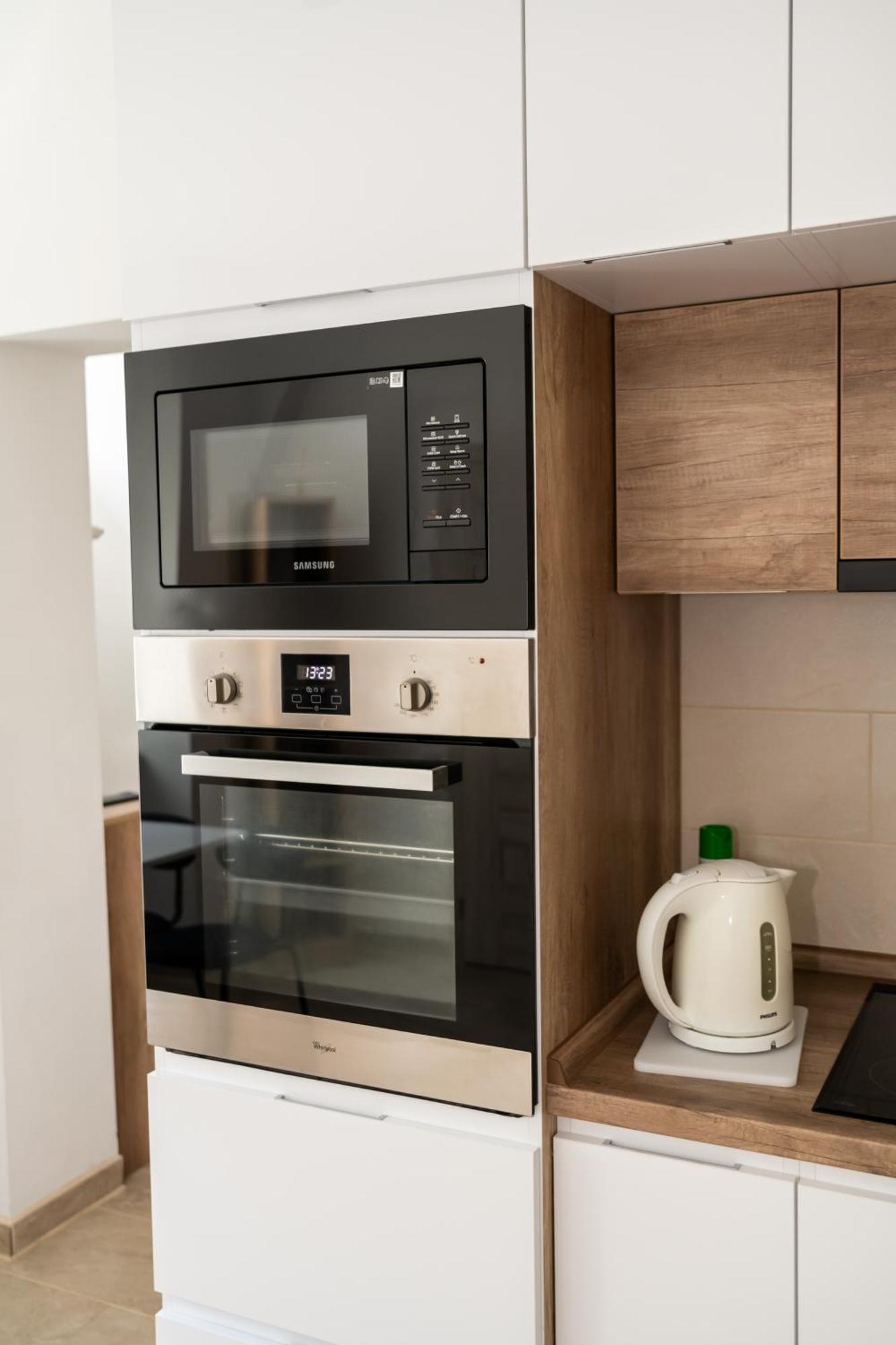 Winestone Corner Apartment Debrecen Eksteriør bilde